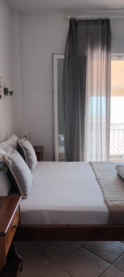 Akrogiali Apartments Paralía Skotínis エクステリア 写真