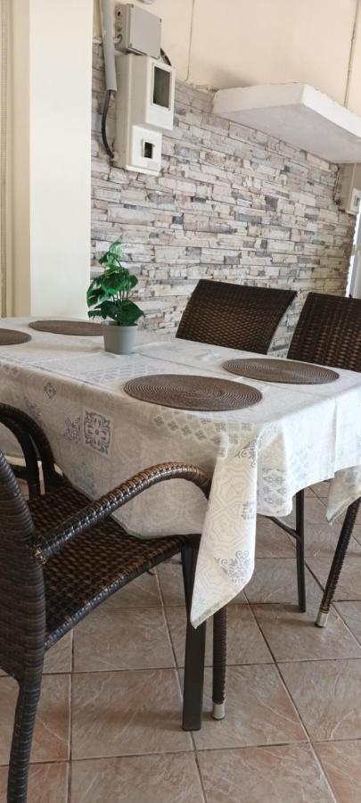 Akrogiali Apartments Paralía Skotínis エクステリア 写真