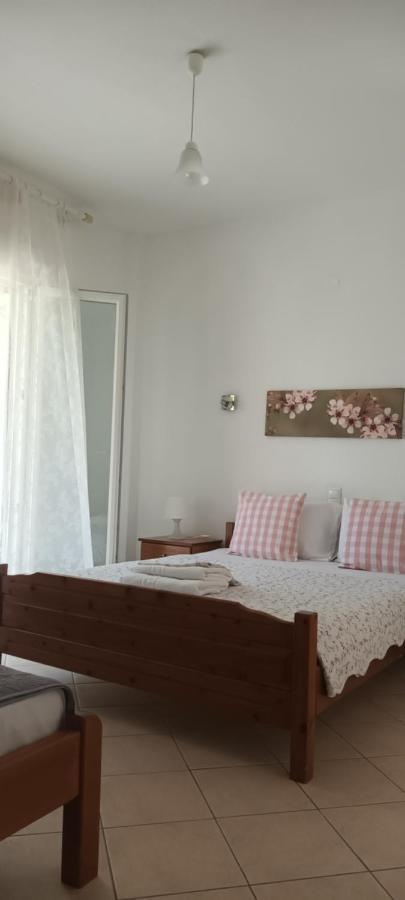 Akrogiali Apartments Paralía Skotínis エクステリア 写真